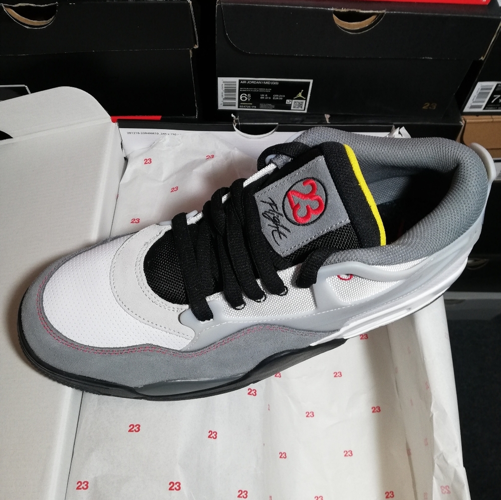 AIR JORDAN 4 RM MEN US SIZE 12 BRAND NEW IN BOX - Picture 3 of 12